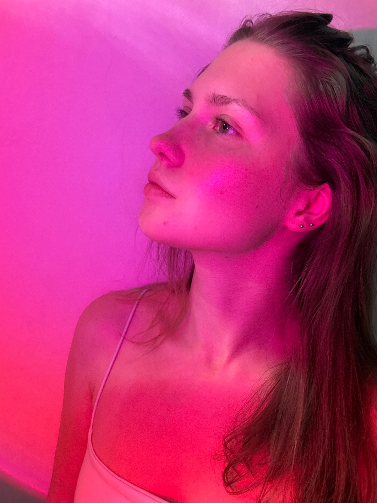 Moody botanical portrait shoot in Saint Petersburg