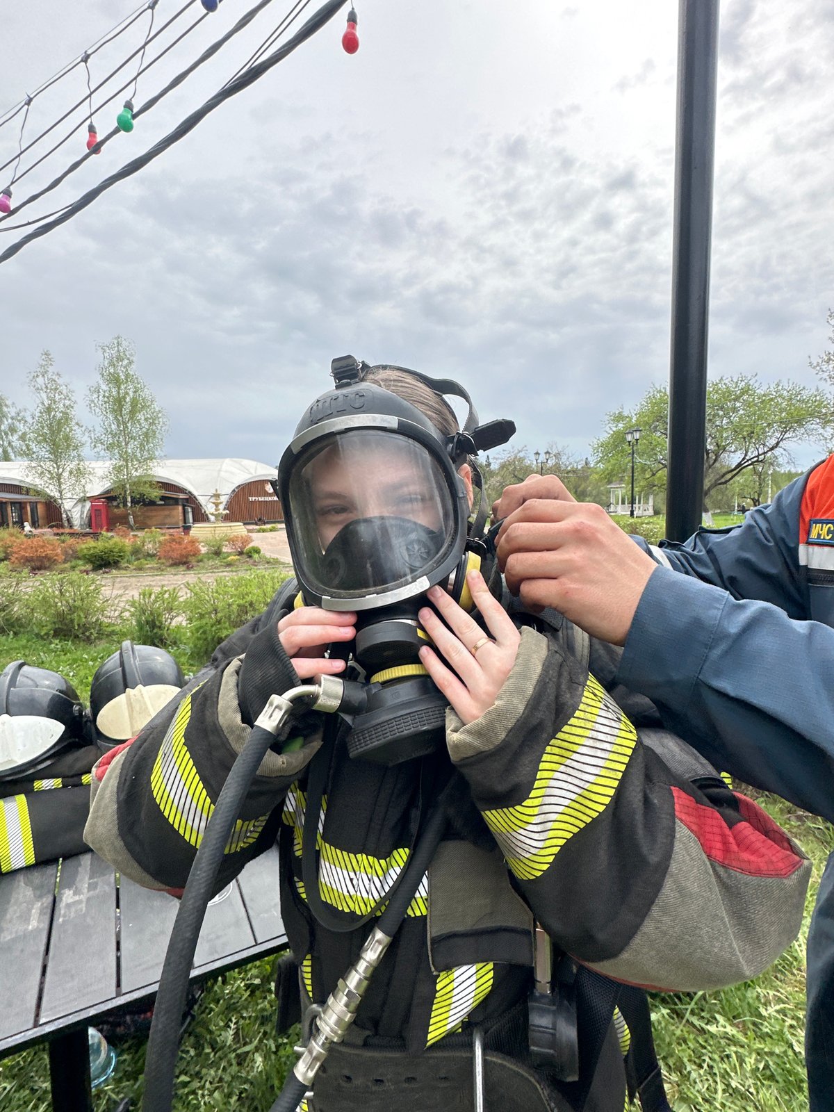 Emergency services conduct safety demonstration in Grebnevo park