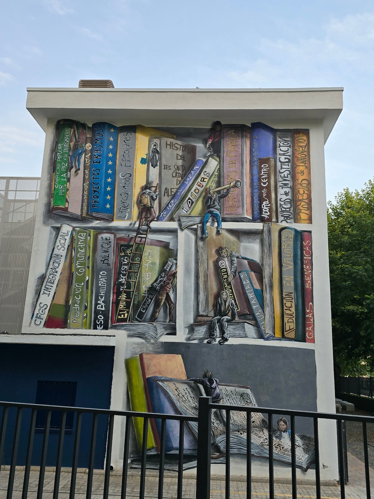 Street art and café terrace near IES Jabalcuz, Jaén