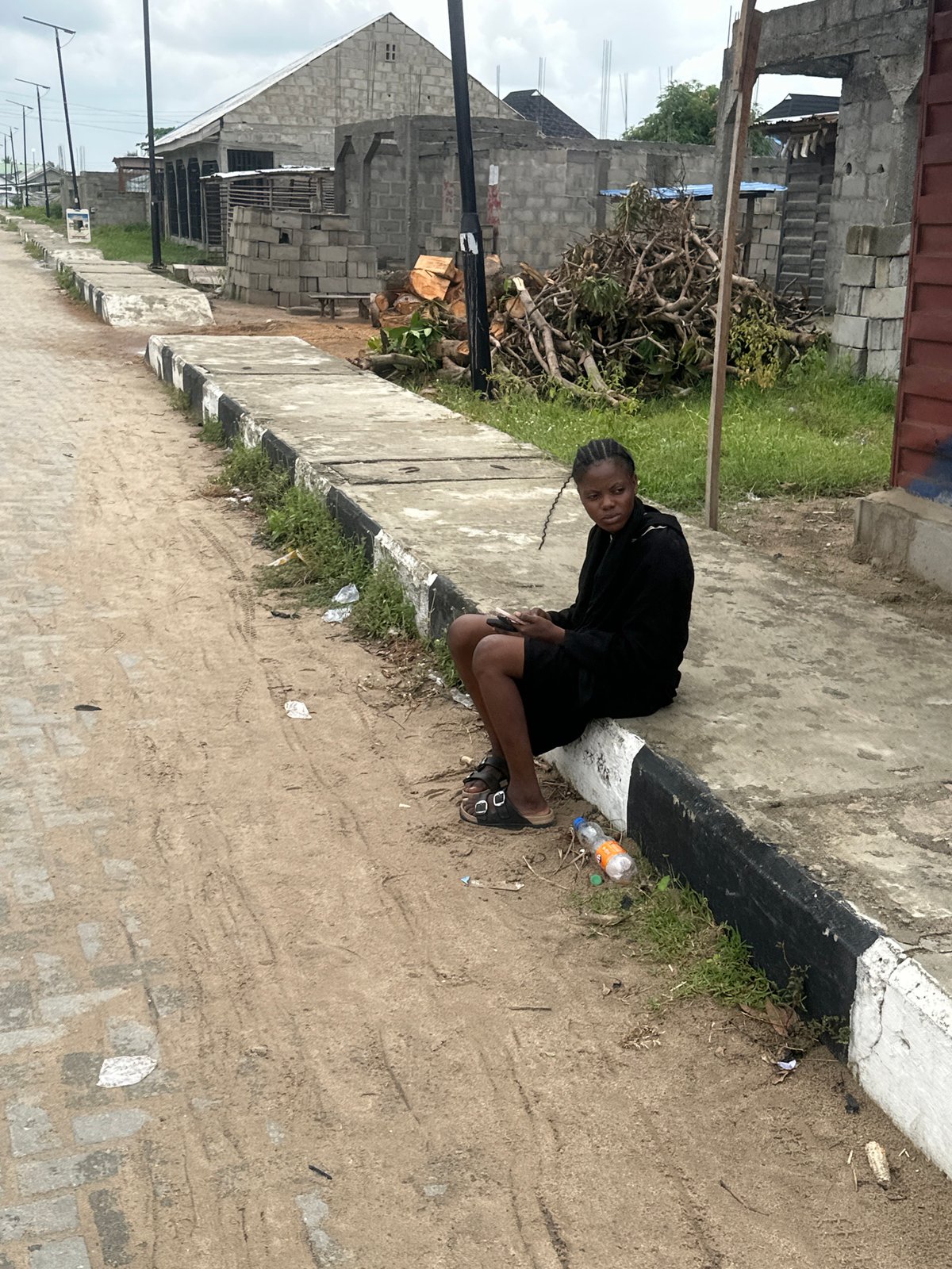 Ordinary morning street scenes documented in Itoga, Nigeria