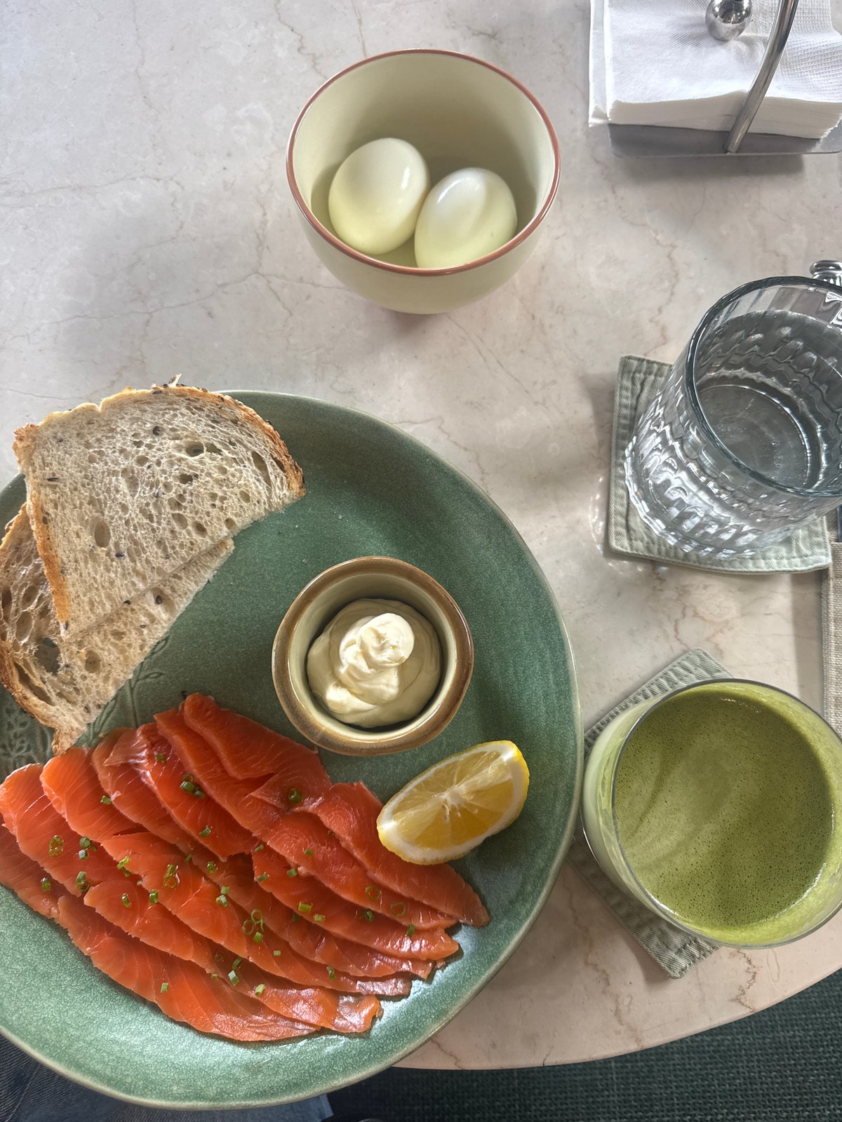 Breakfast served at Ubud restaurant features smoked salmon
