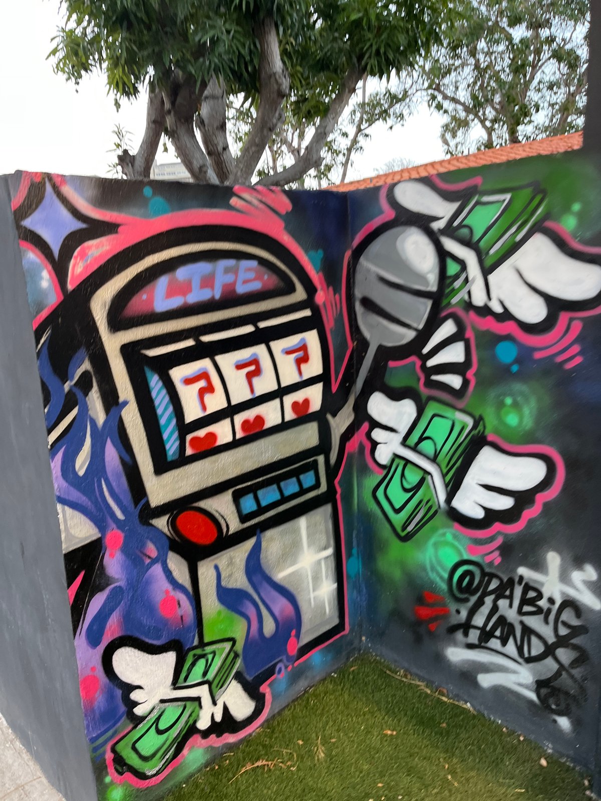 Street art and urban scenes documented in Pampatar, Venezuela