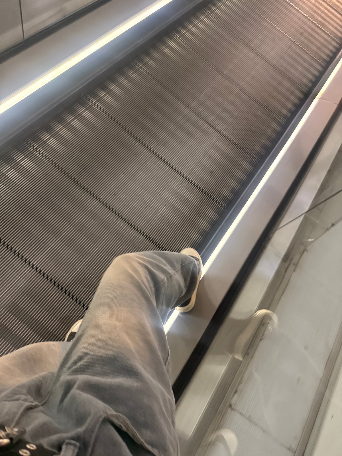 Routine shopping trip documented at Saint Petersburg mall