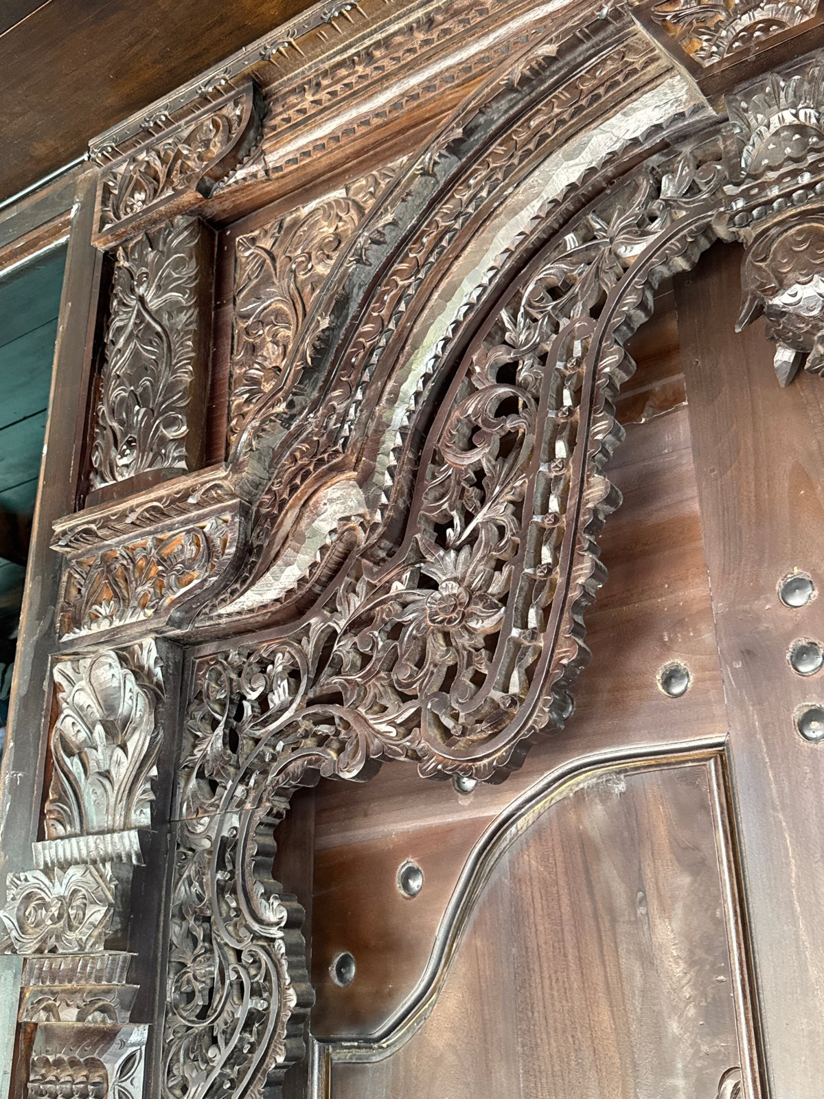 Traditional Balinese villa architecture documented in Ungasan, Indonesia