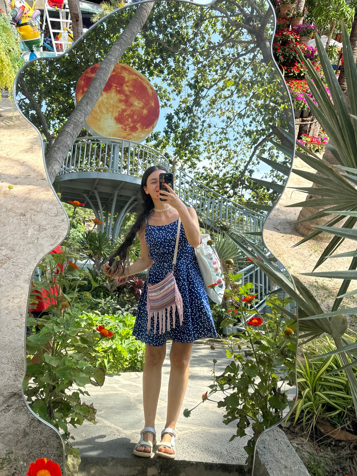 Fun morning at a kitschy beach resort and water park in Mũi Né