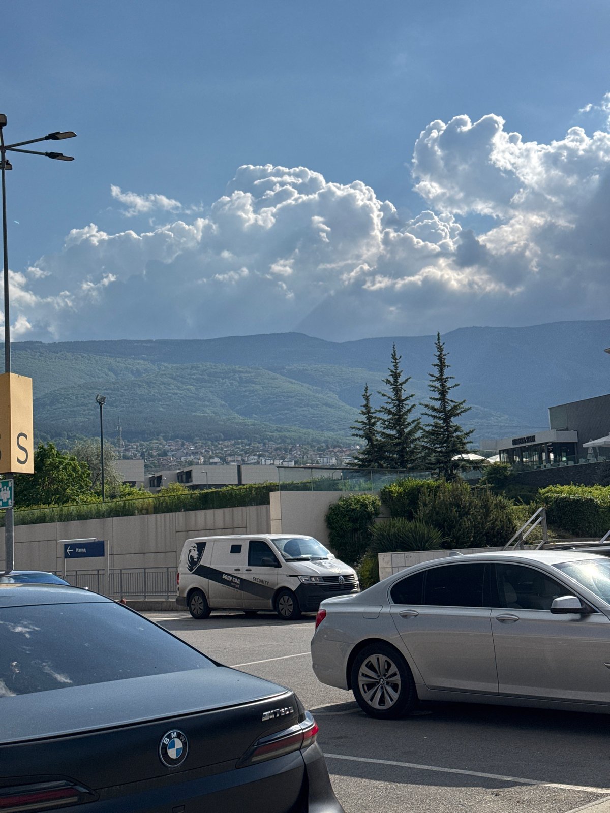 Sofia resident captures mountain views and coffee moments