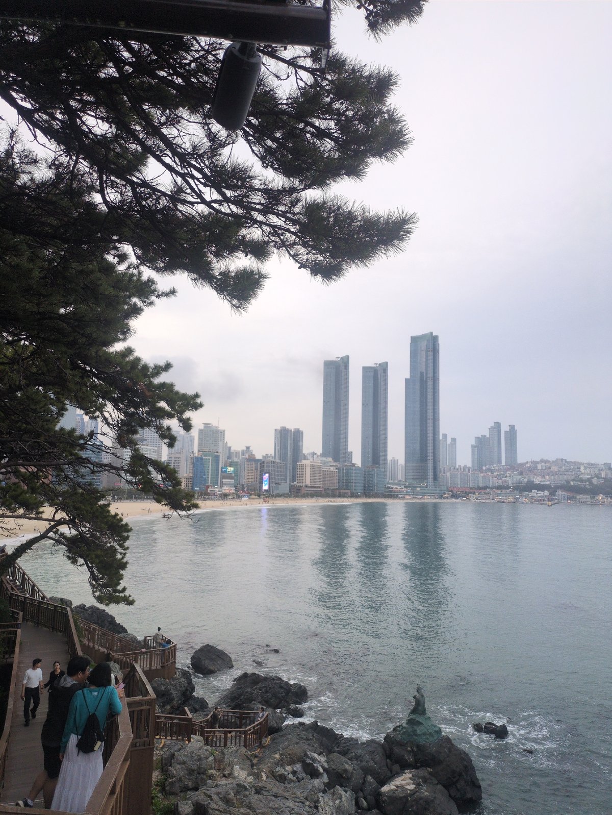 Busan coastal landmarks documented by witness at Haeundae Beach