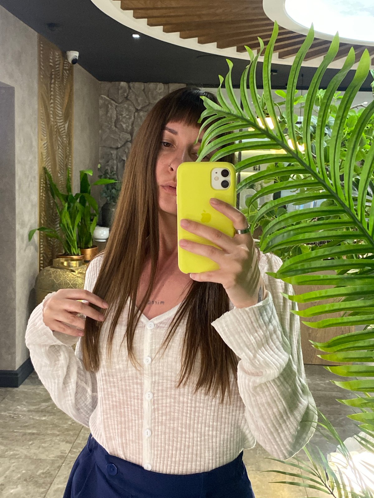 Morning life captured in Votkinsk: selfies and stroller walks