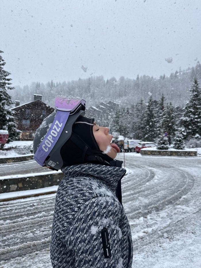 Winter recreation continues amid heavy snowfall in French Alps