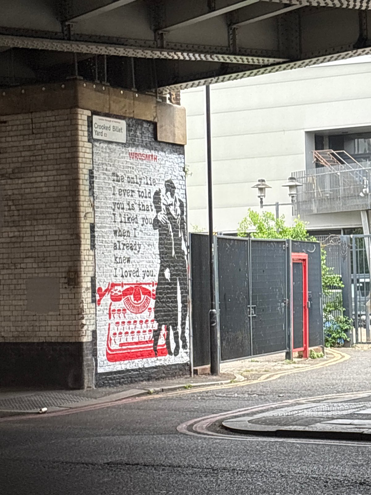 London witness captures Shoreditch street scenes, peace billboard