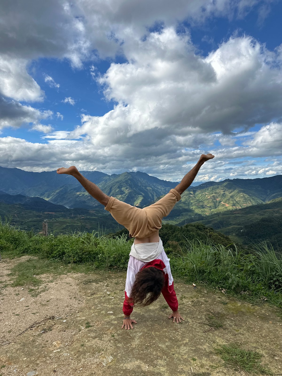Travelers document mountain overlook visit in Hanh Phuc Vietnam