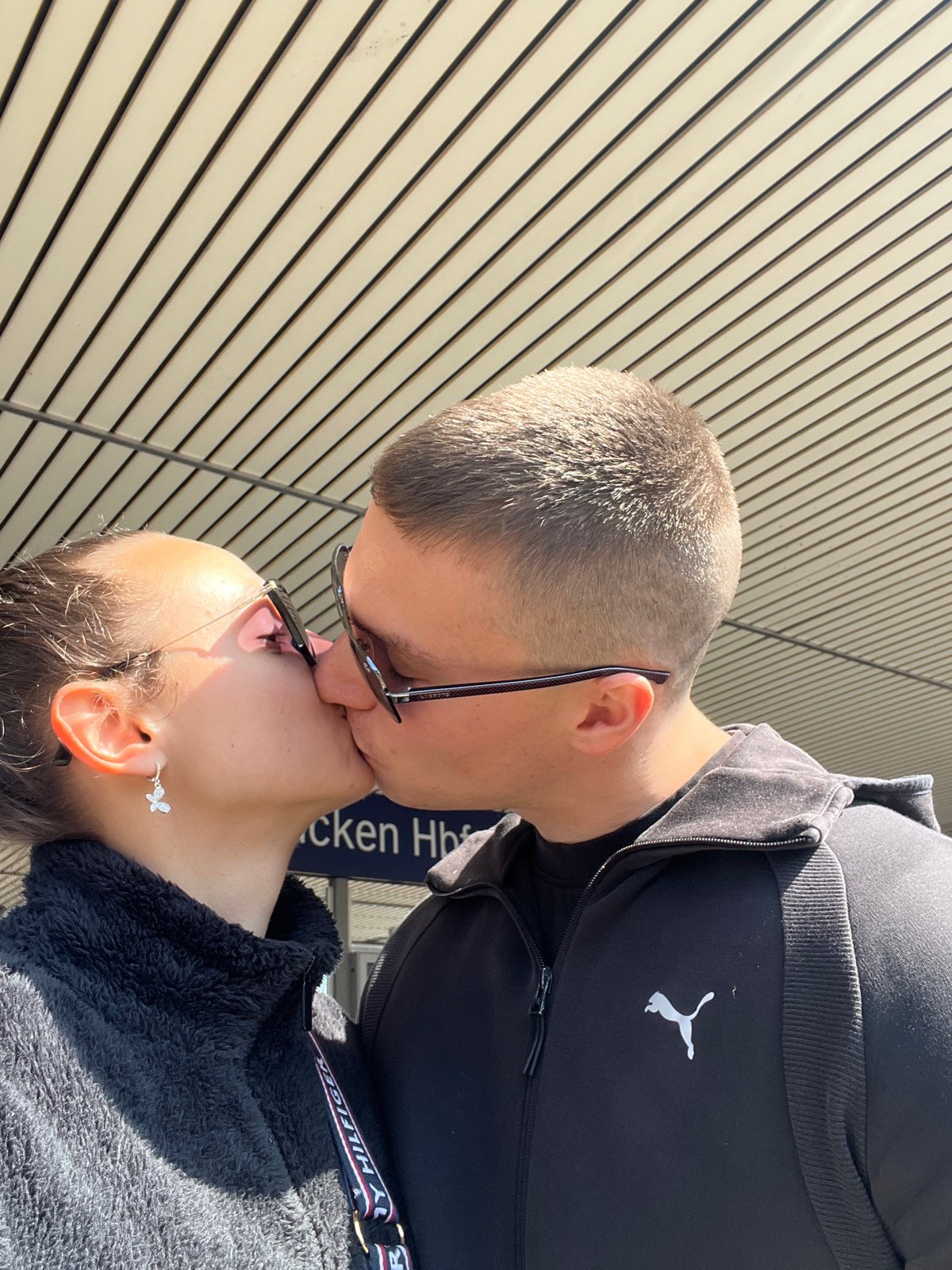 Couple shares intimate moments captured in Saarbrücken photos