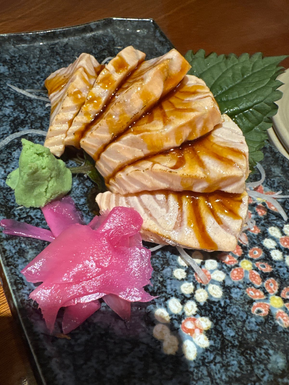 Sushi lunch documented by diners in Đà Nẵng restaurant