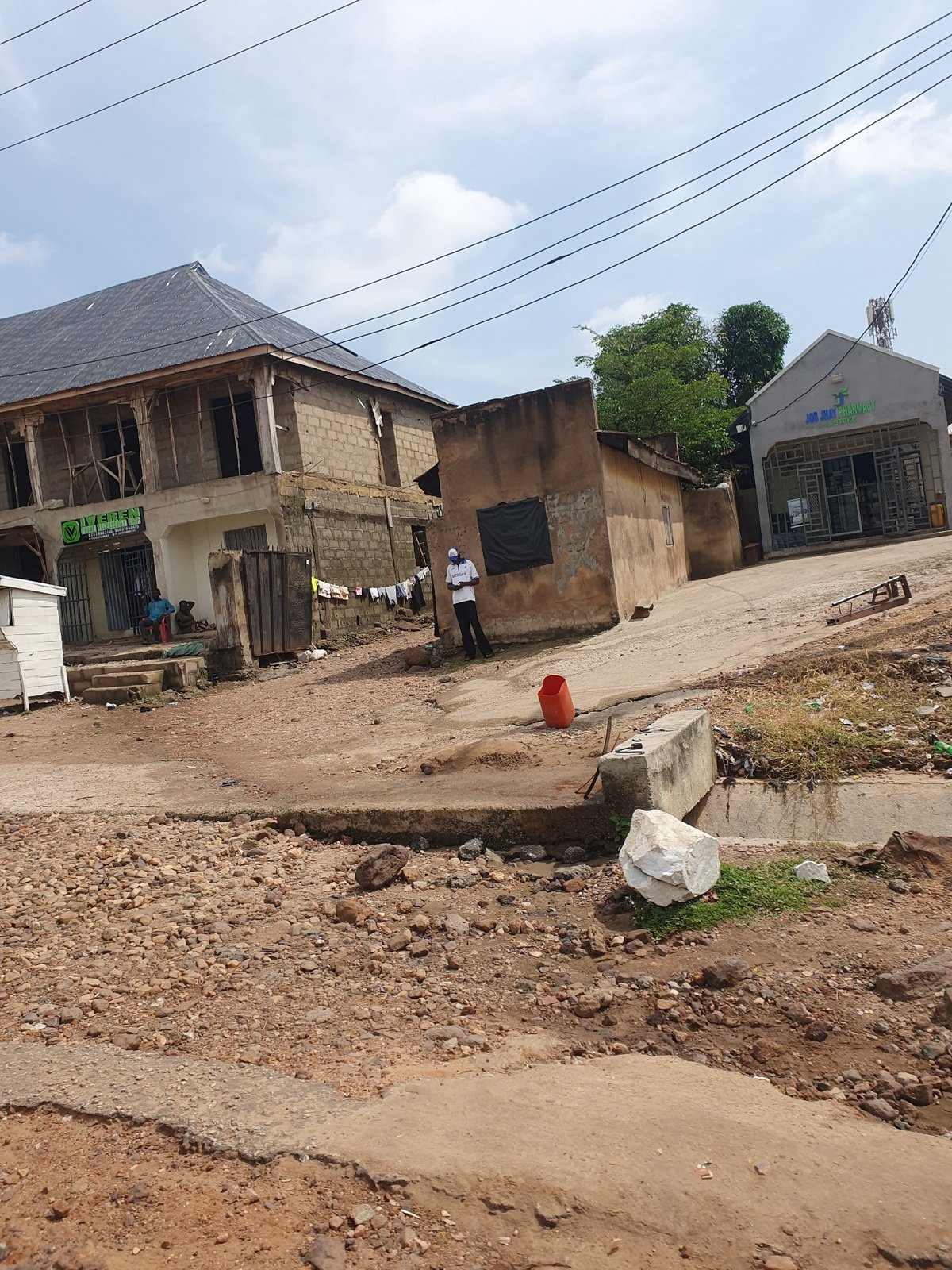Street life and commerce along Lokoja's dusty roads