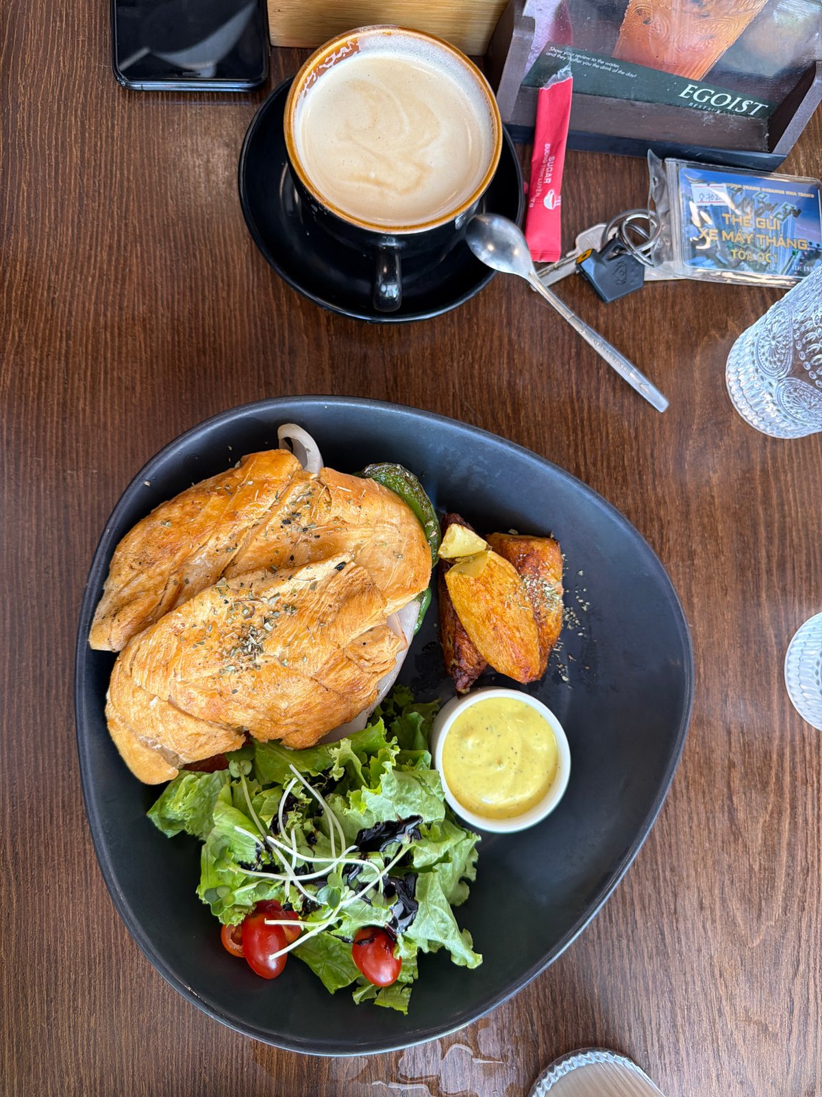 Early morning dining experience documented in Nha Trang, Vietnam