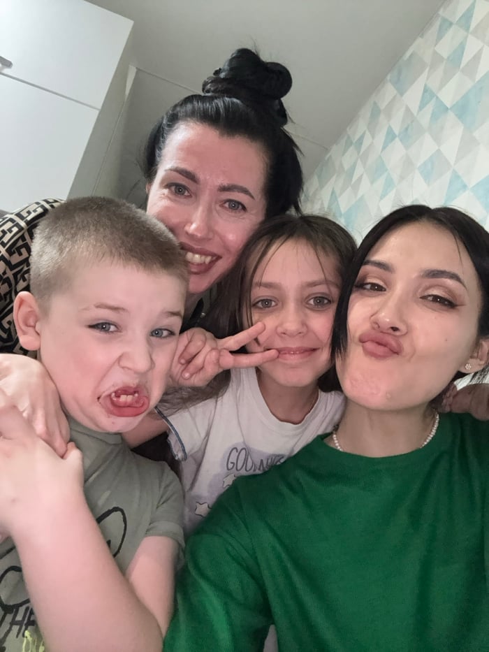 Family domestic life documented over afternoon in Votkinsk Russia