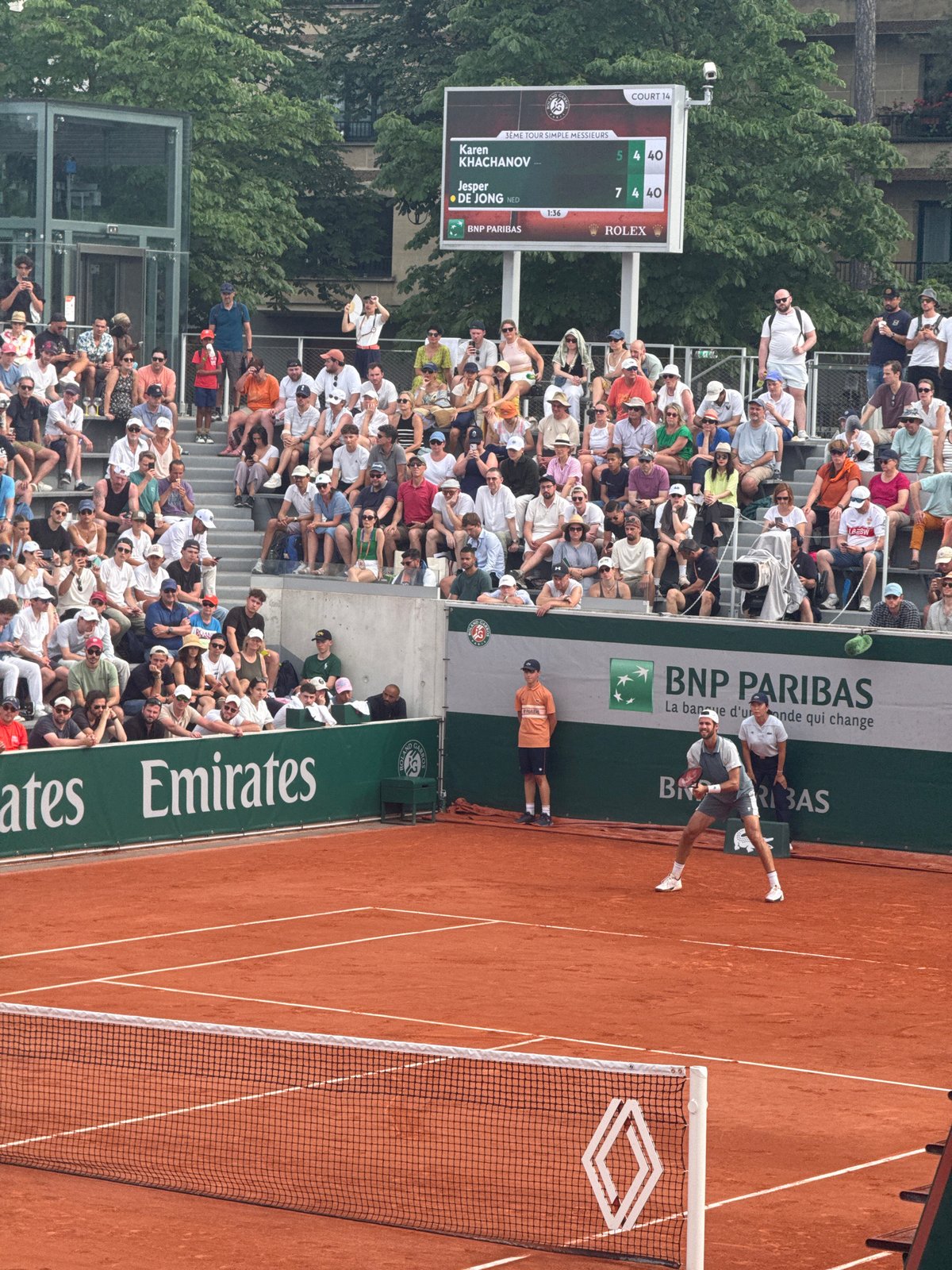 Khachanov faces De Jong in Roland Garros third round