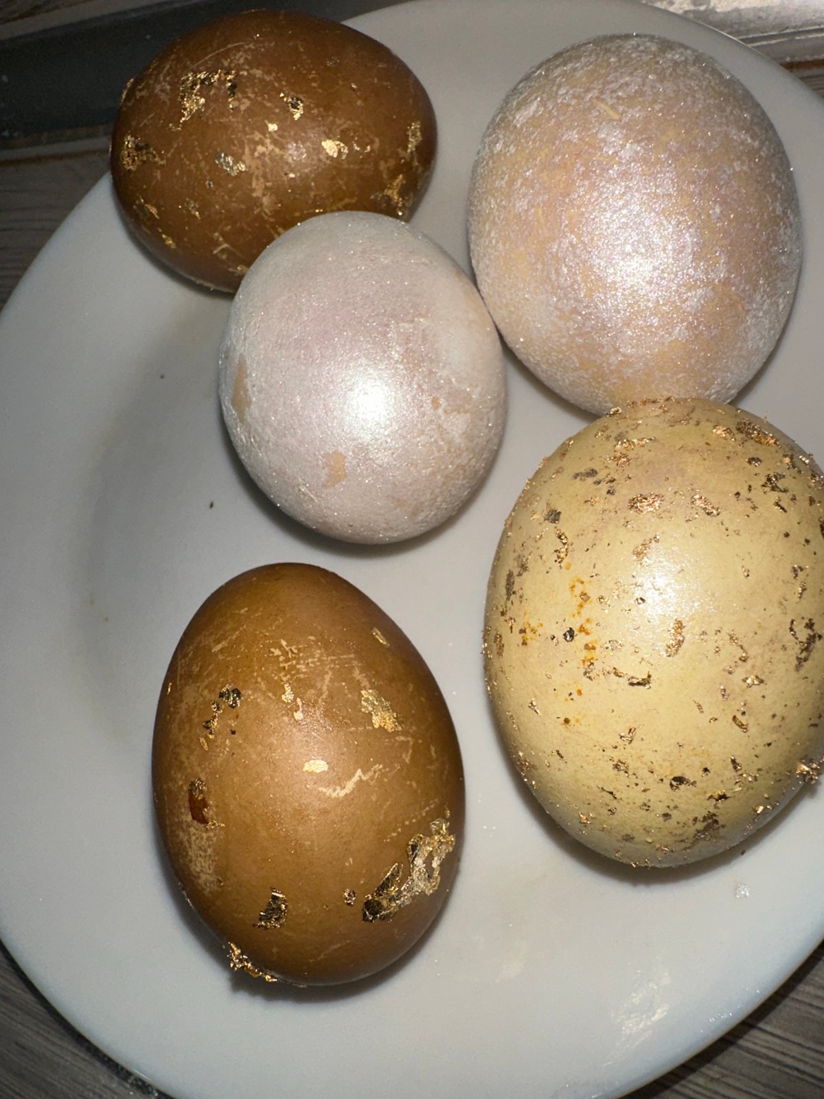 Decorated eggs and food preparation documented in Chaikovsky