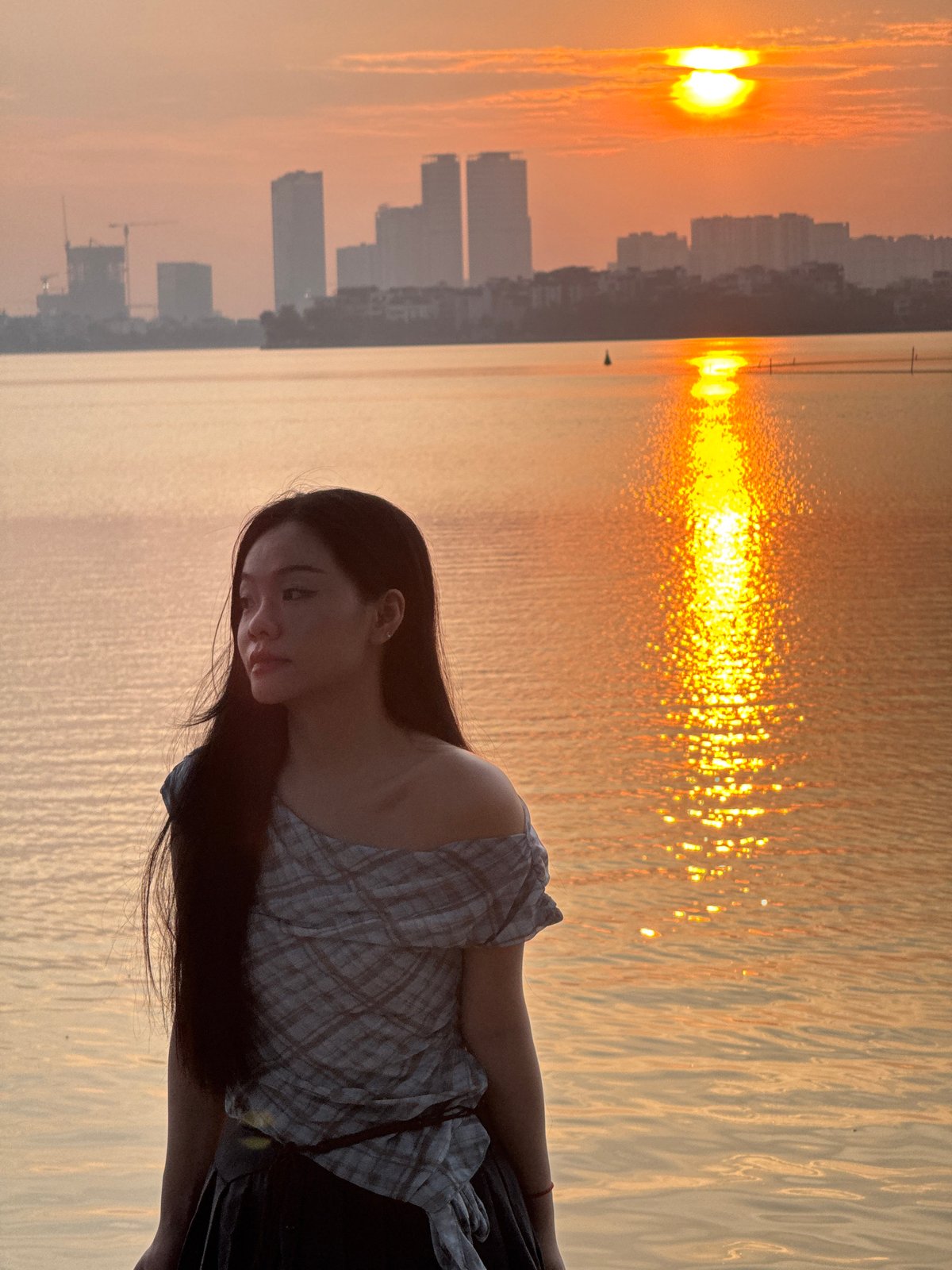 A morning in Hanoi: streets, selfies, and city architecture