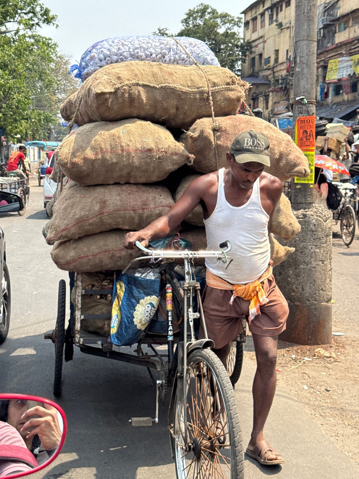 Morning street life and commerce captured in Kolkata