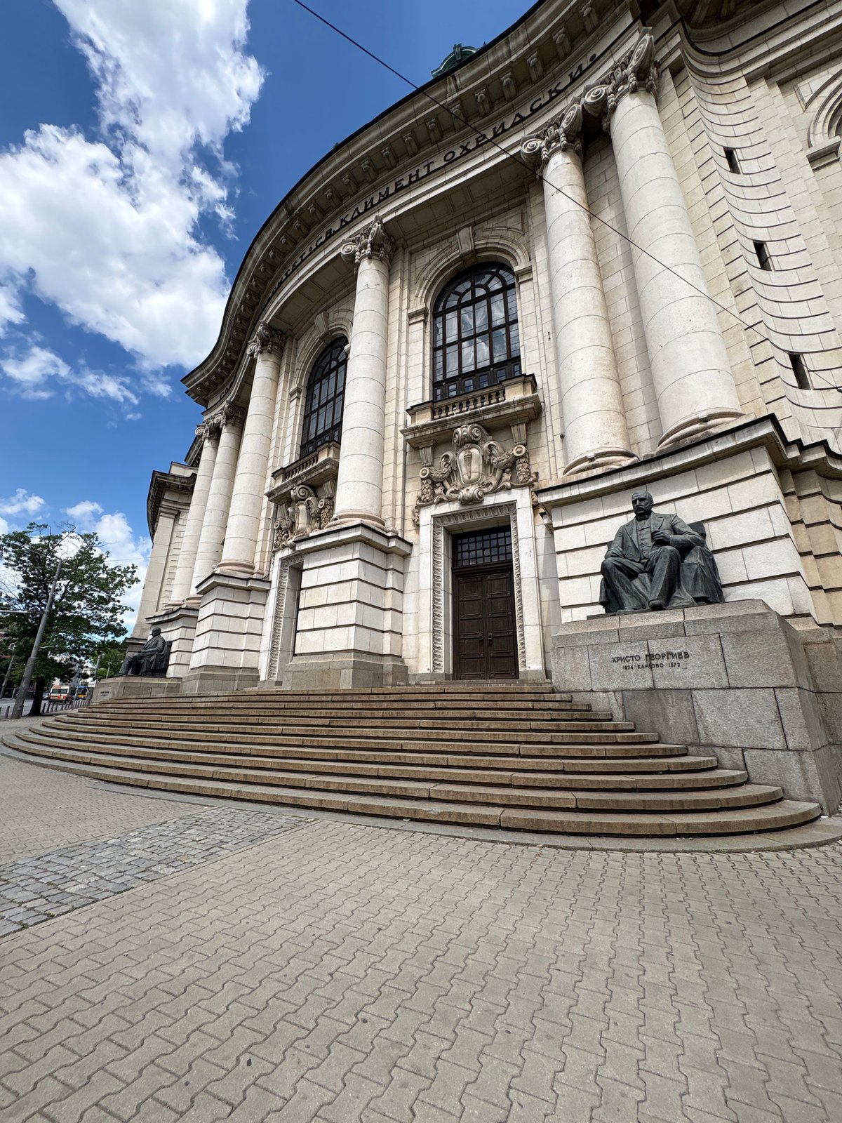 Sofia resident documents Business Run event and daily city life