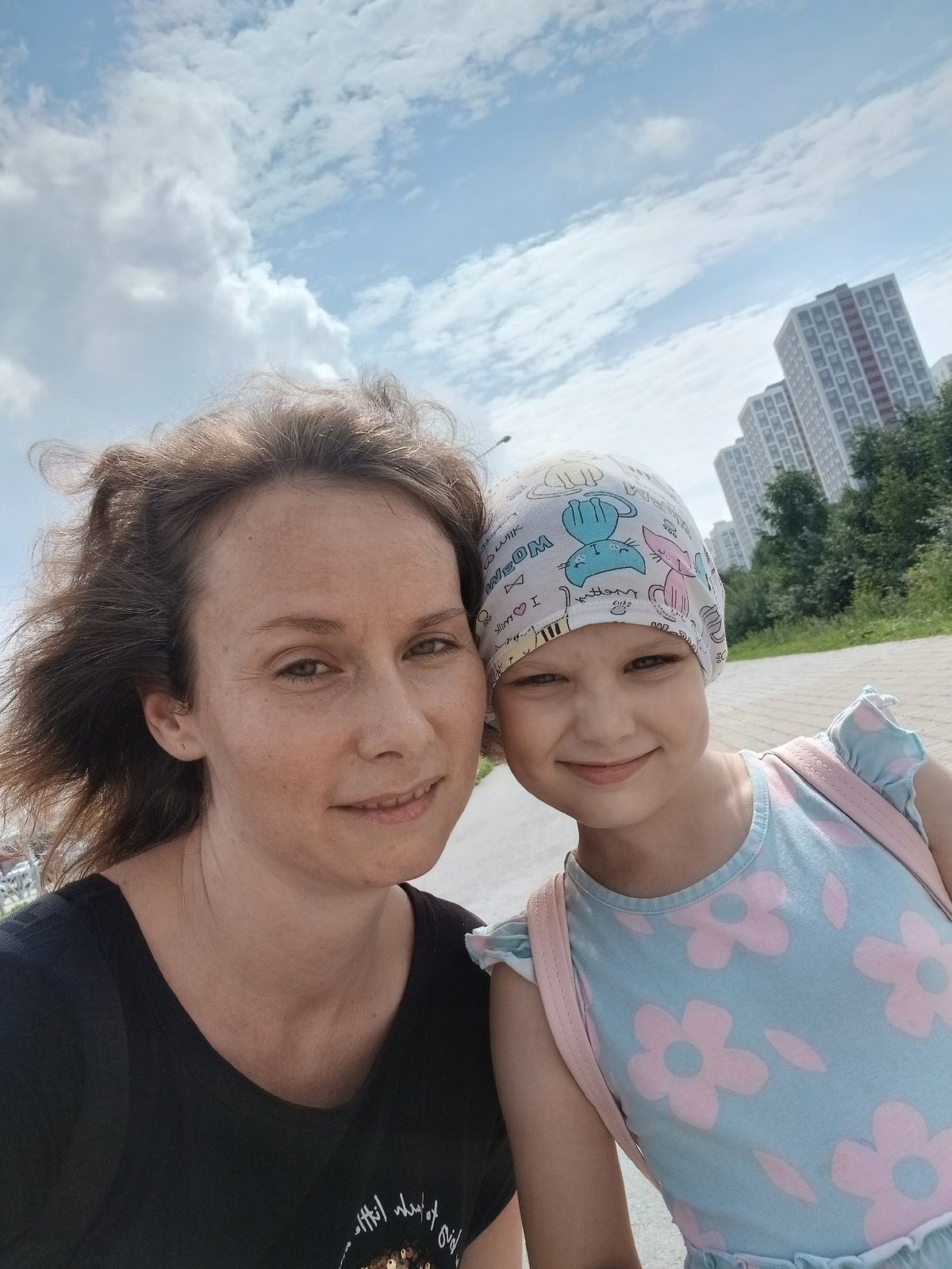 Yekaterinburg street scenes: selfies and sidewalk construction underway