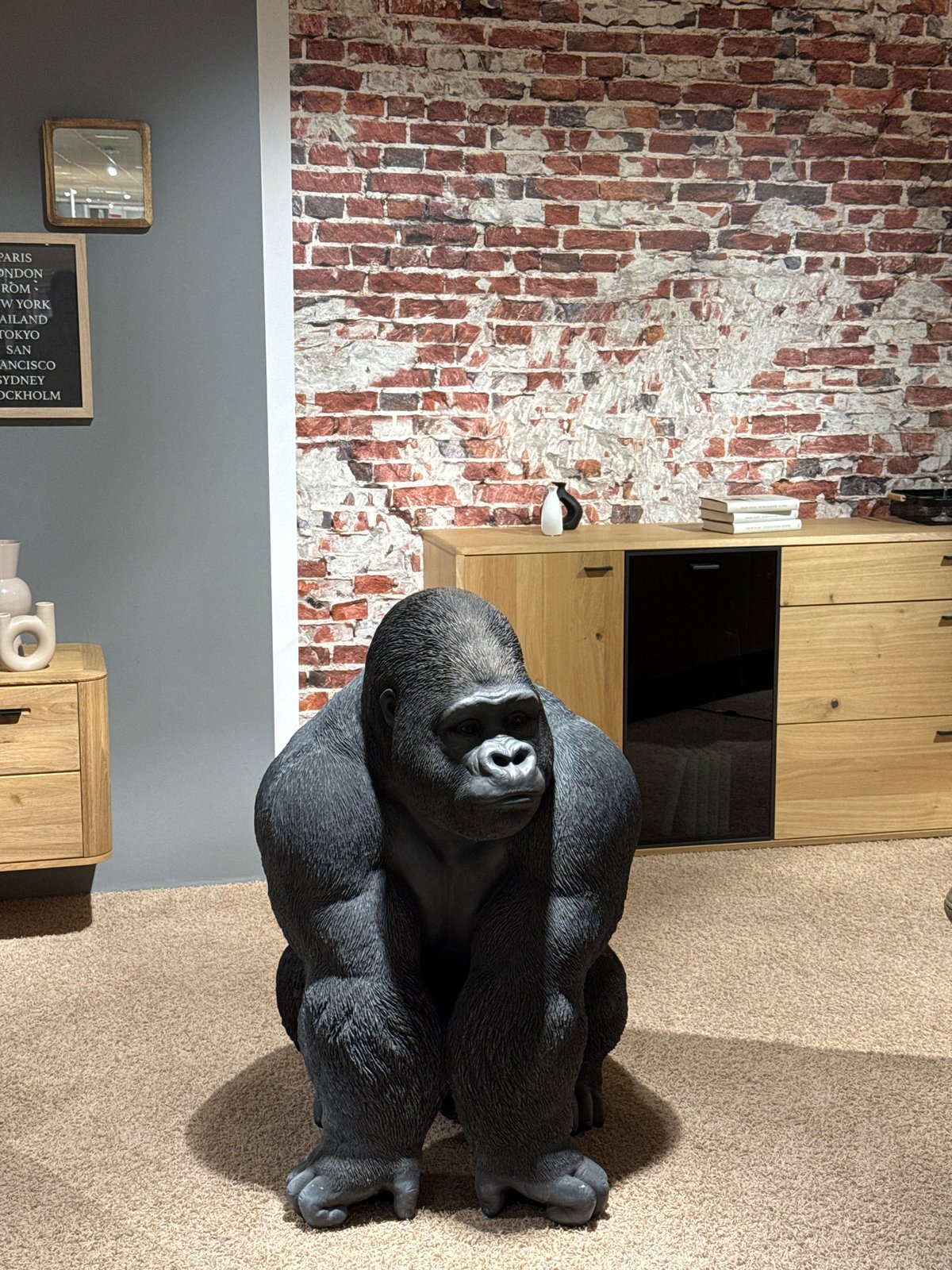 Furniture store activity documented in Remscheid, Germany