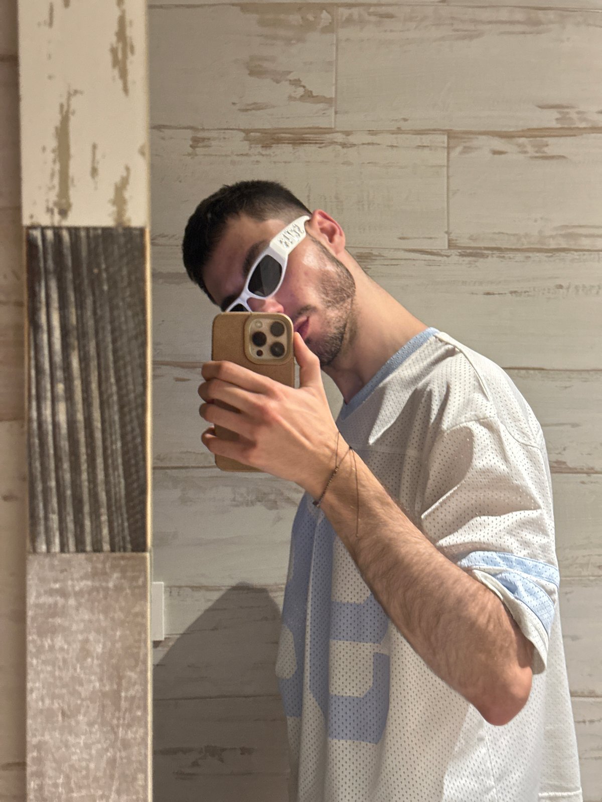 Diner captures selfie and meal moments at Rojales restaurant