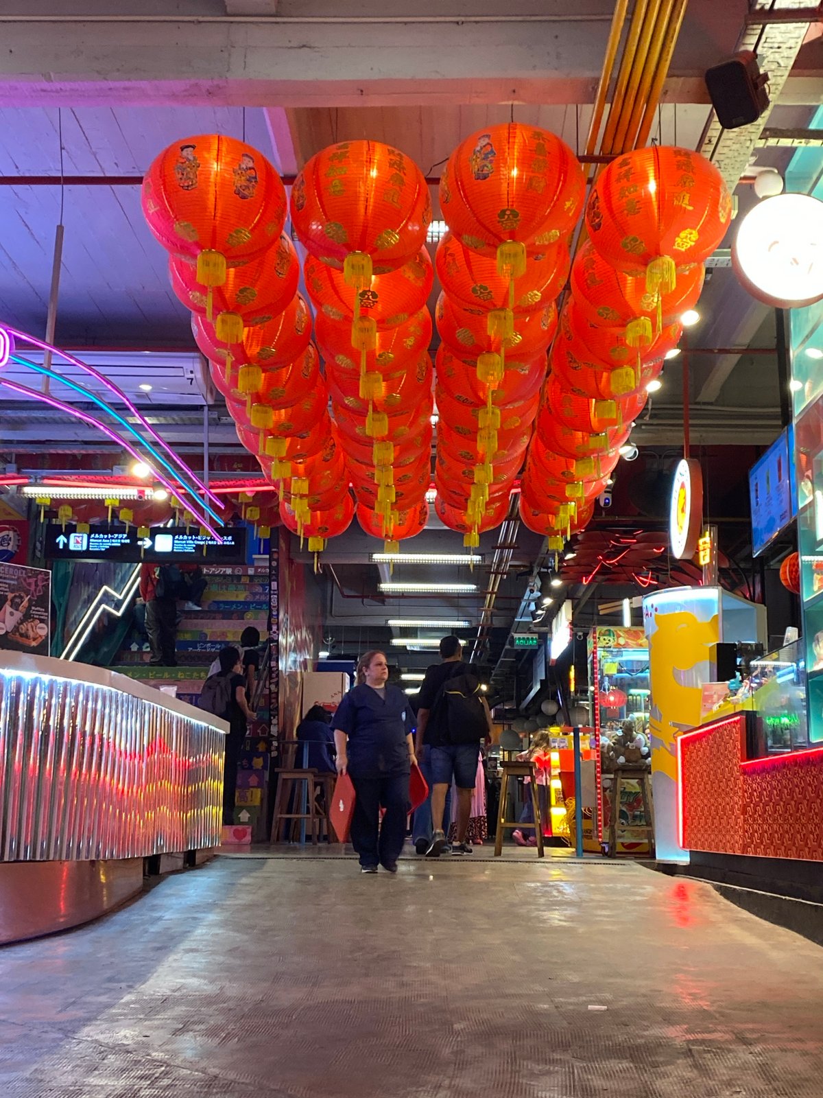 Asian marketplace bustling with visitors in Buenos Aires