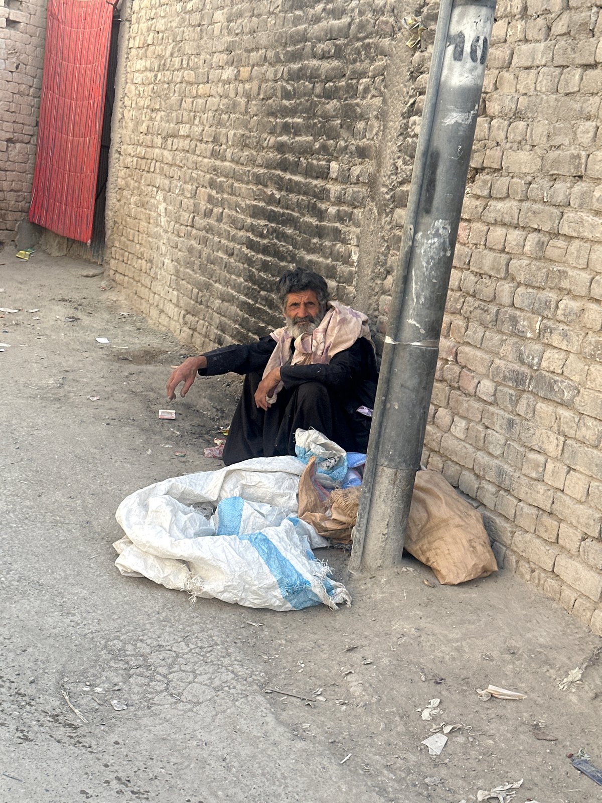 Street scenes observed in Quetta showing man, group of girls