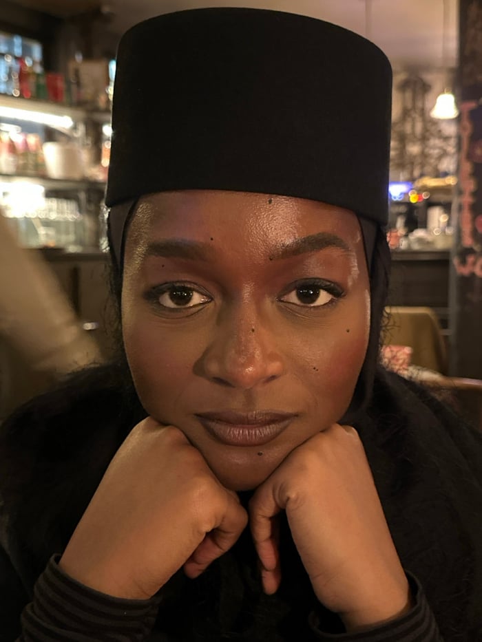 Evening stroll through Paris cafes and streets captured