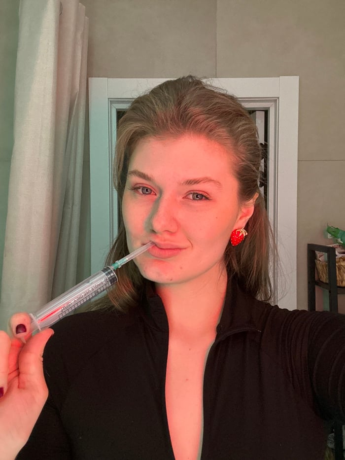 Woman Documents Self-Administered Medical Procedure in Kazan Bathroom