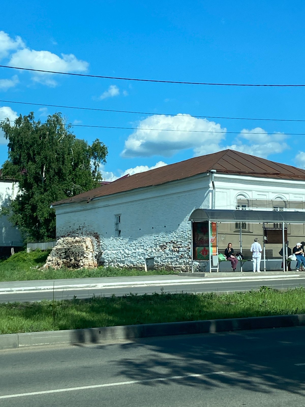 Daytime drive documented through Chistopol, Russia streets
