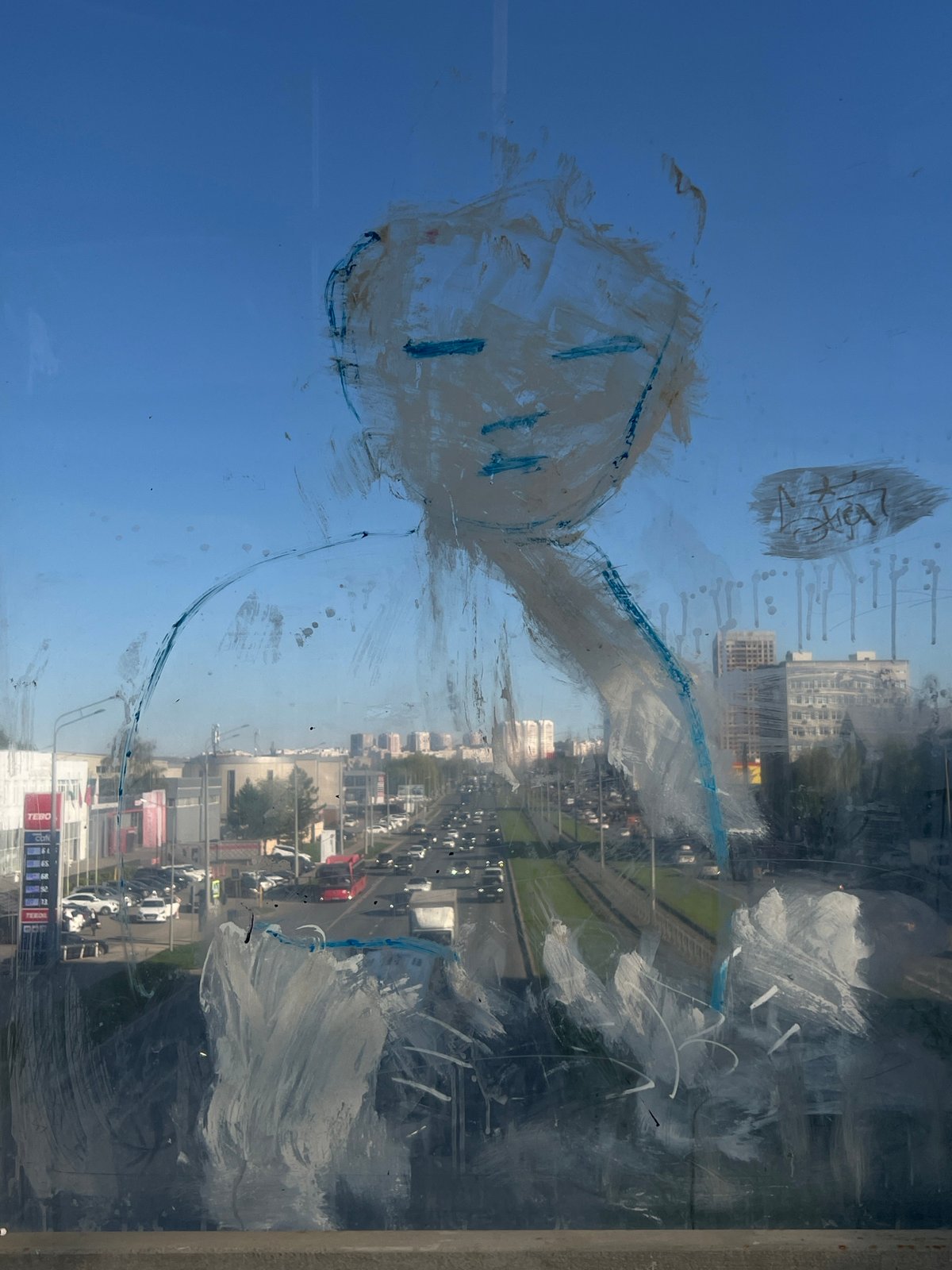 Ordinary urban moments documented across Kazan during afternoon hours