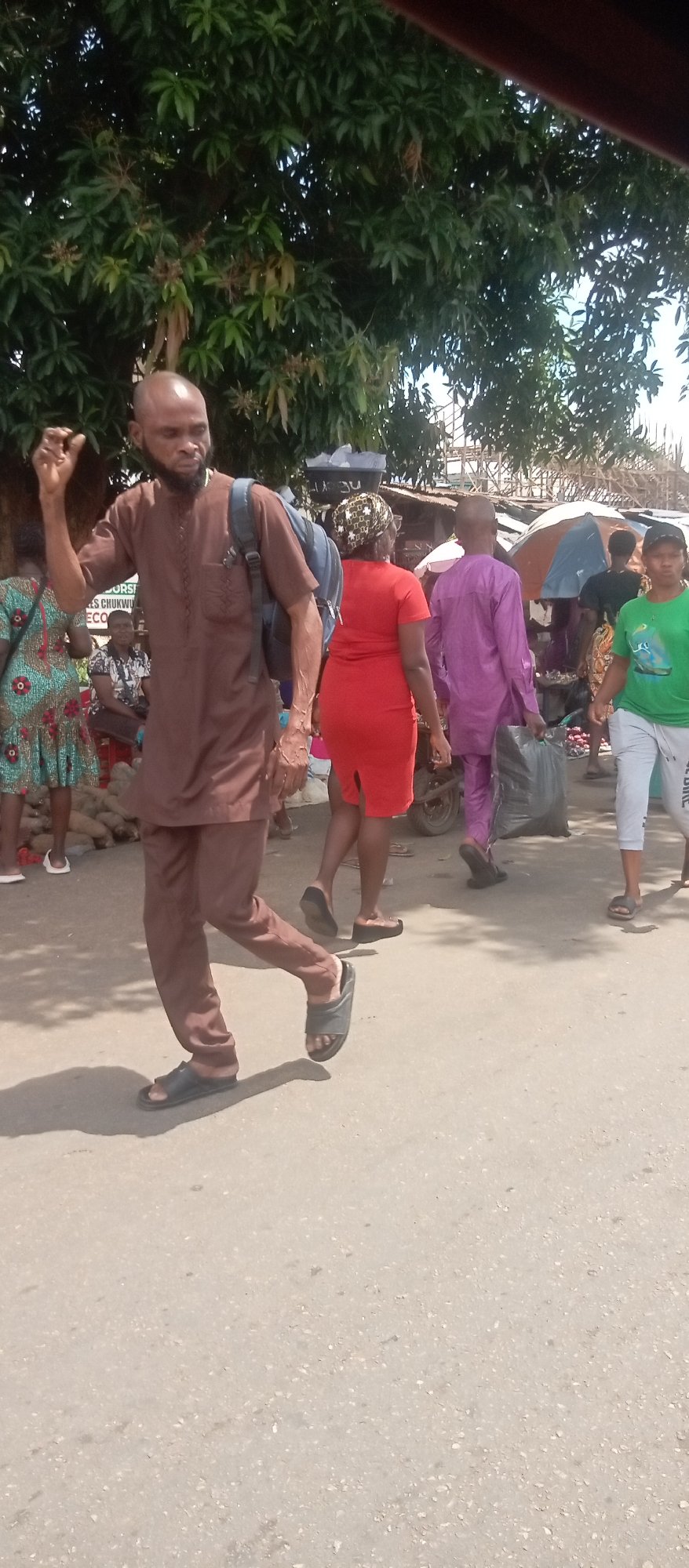 Street market activity documented across multiple witness memories