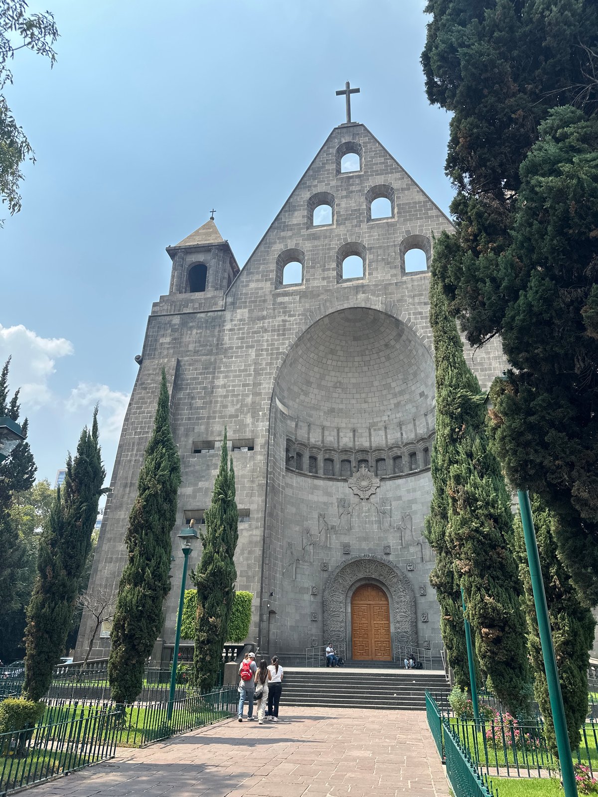 Historic basilica documented in Mexico City evening