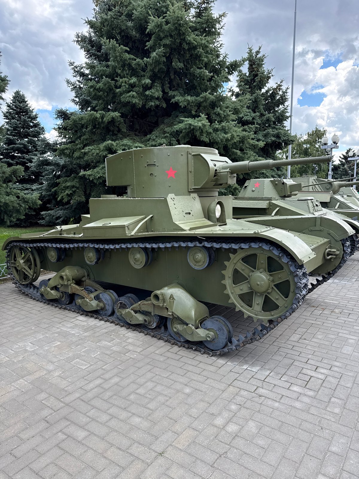 WWII memorial park in Volgograd shows tanks, monuments, and ruins