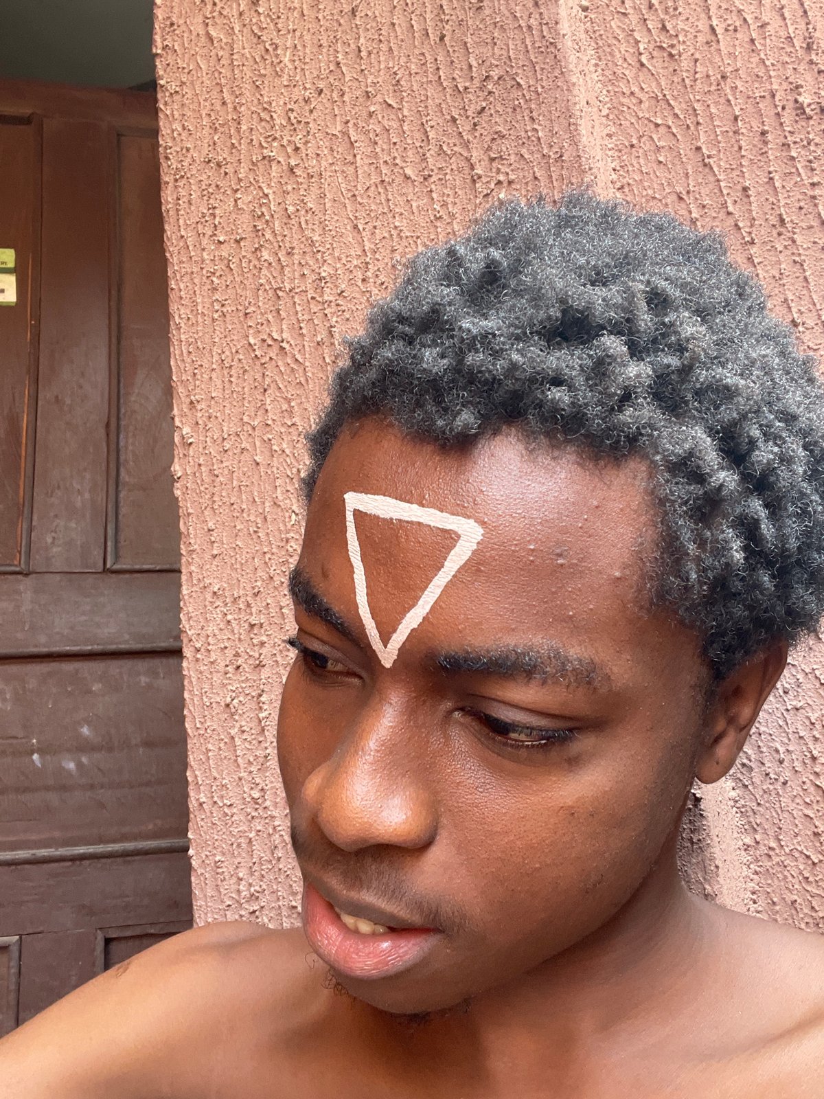 Morning face painting session documented in Nkpor, Nigeria