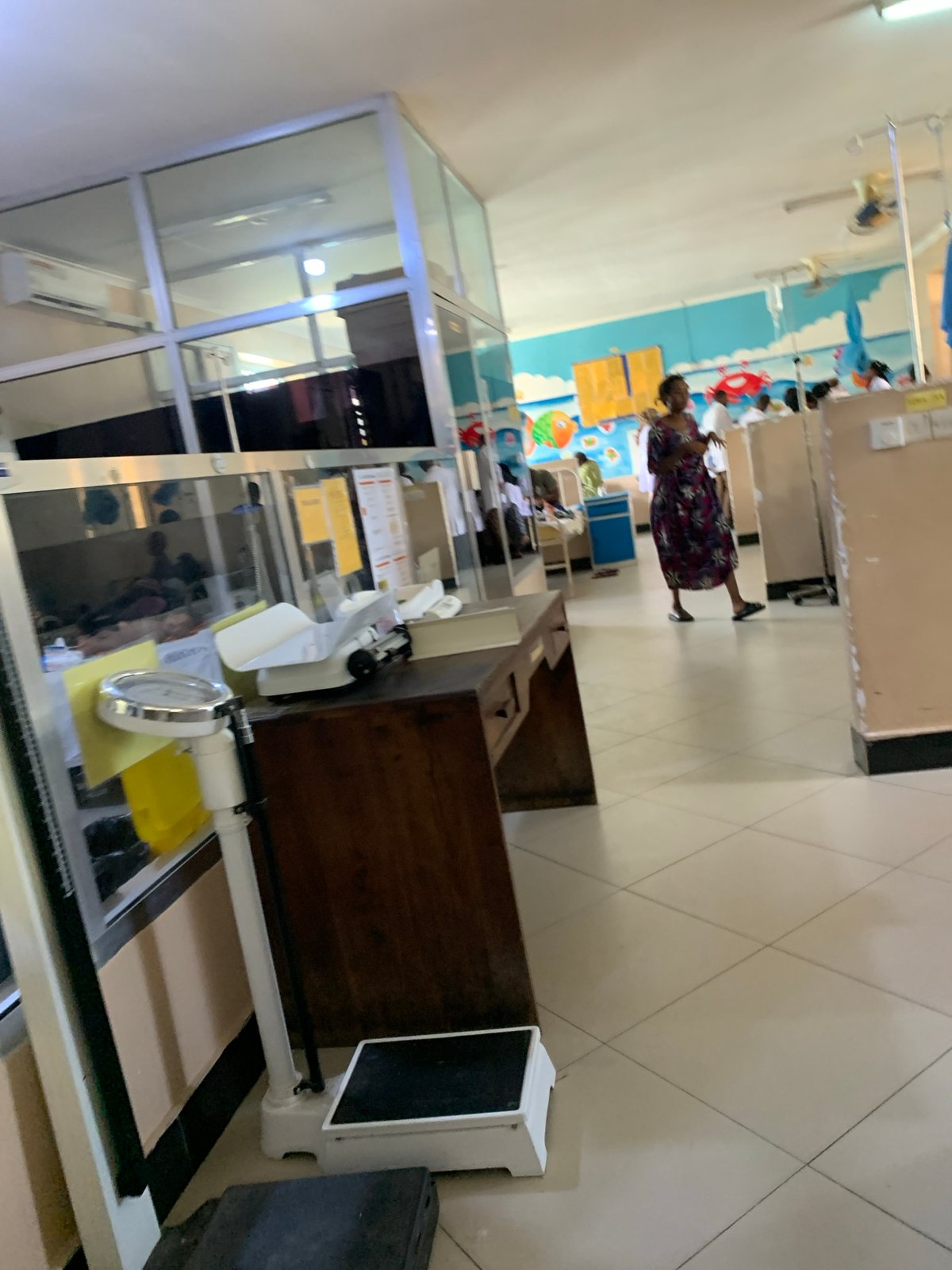 Medical students, staff gather at Dar es Salaam health facility