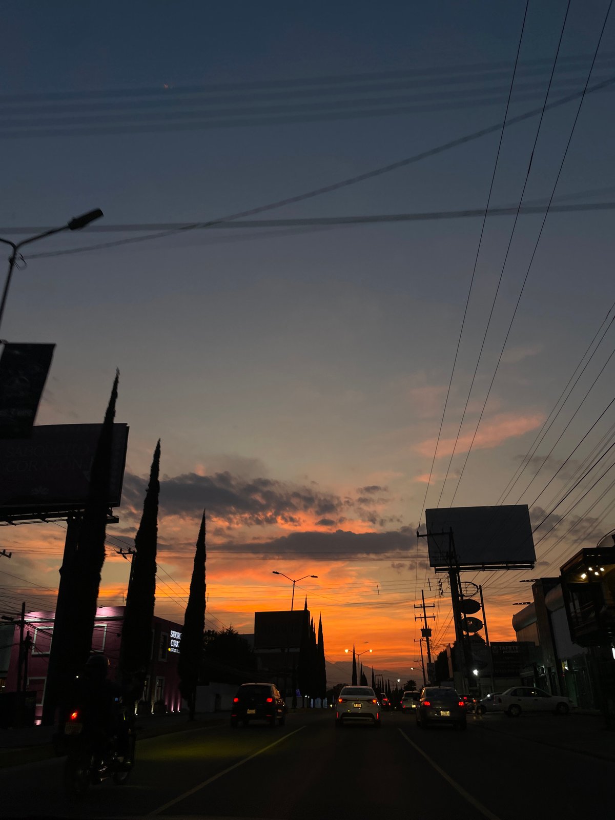Sunset captured across Puebla region streets April 26