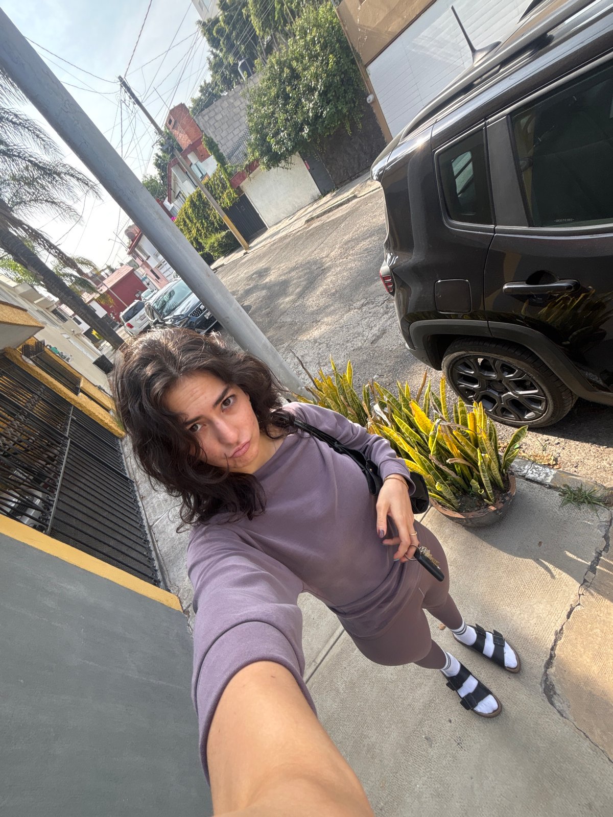 Everyday moments captured in Puebla: street selfie, yoga studio