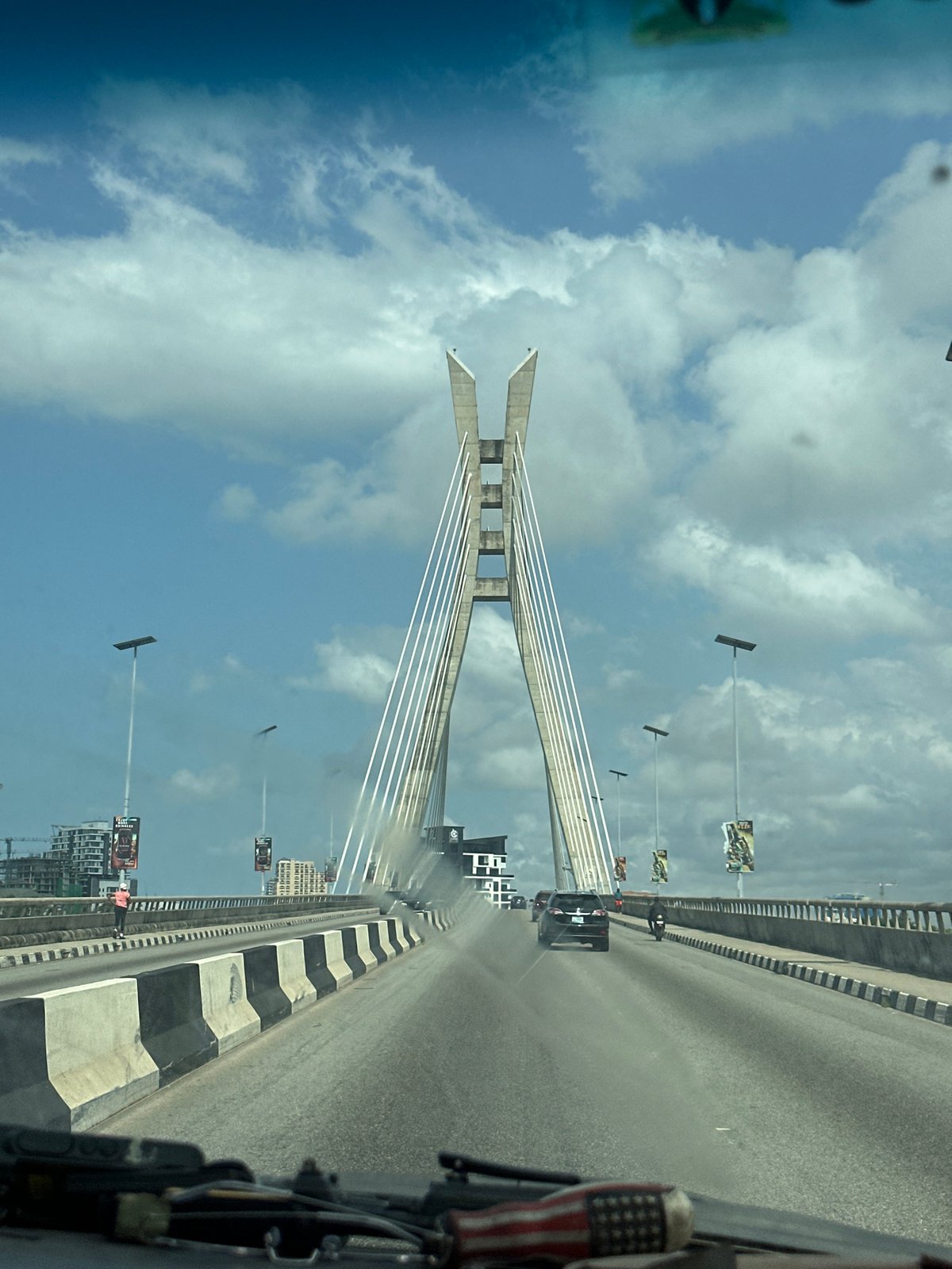 Traffic flows normally across Ikoyi-Lekki Bridge, Lagos