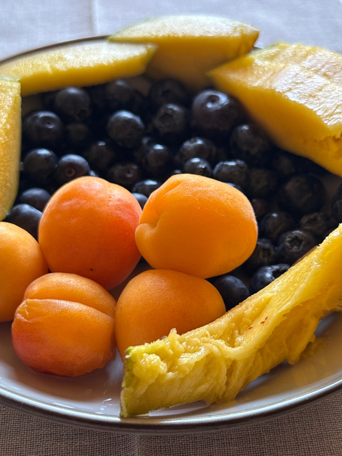 Fruit display and portrait documented in Izhevsk, Russia