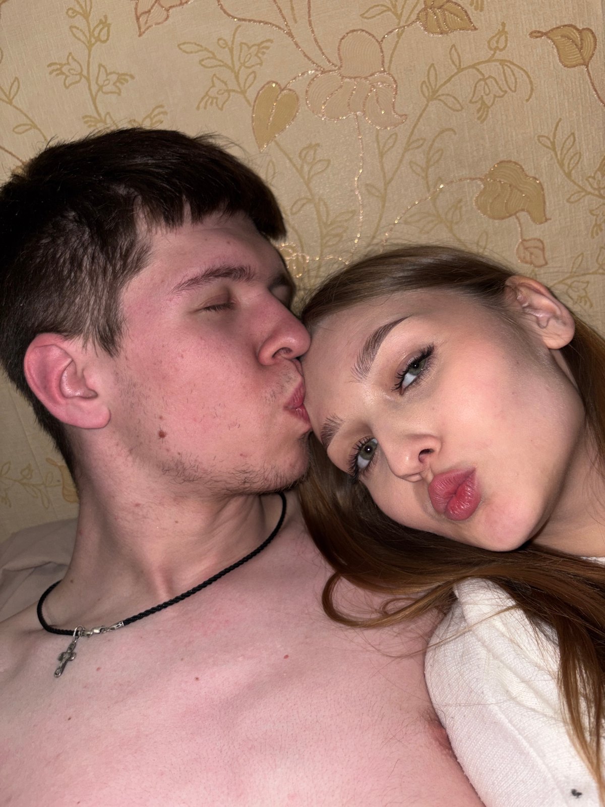 Intimate portraits captured of young couple in Chaikovsky, Russia