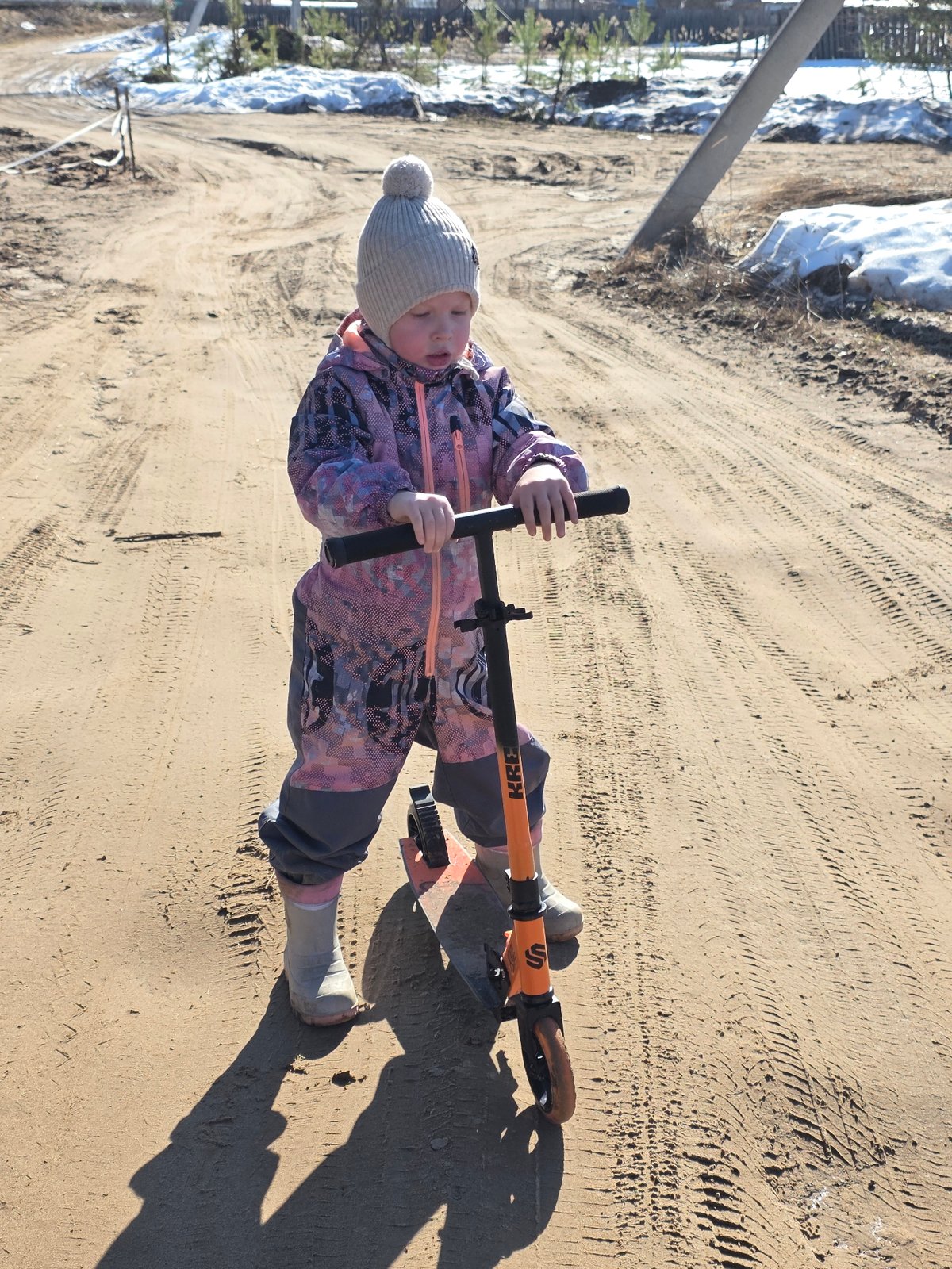 Child and industrial infrastructure observed in Chaikovsky, Russia