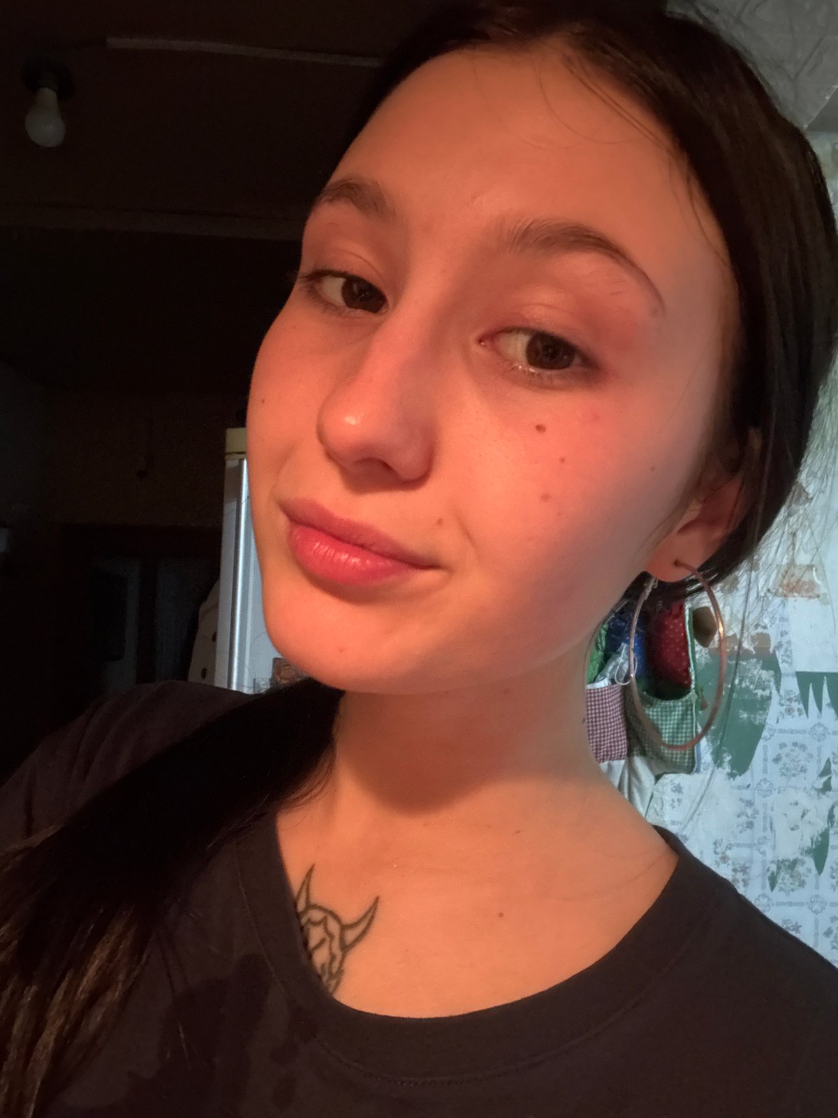 Young woman takes selfie in Фоки, Russia