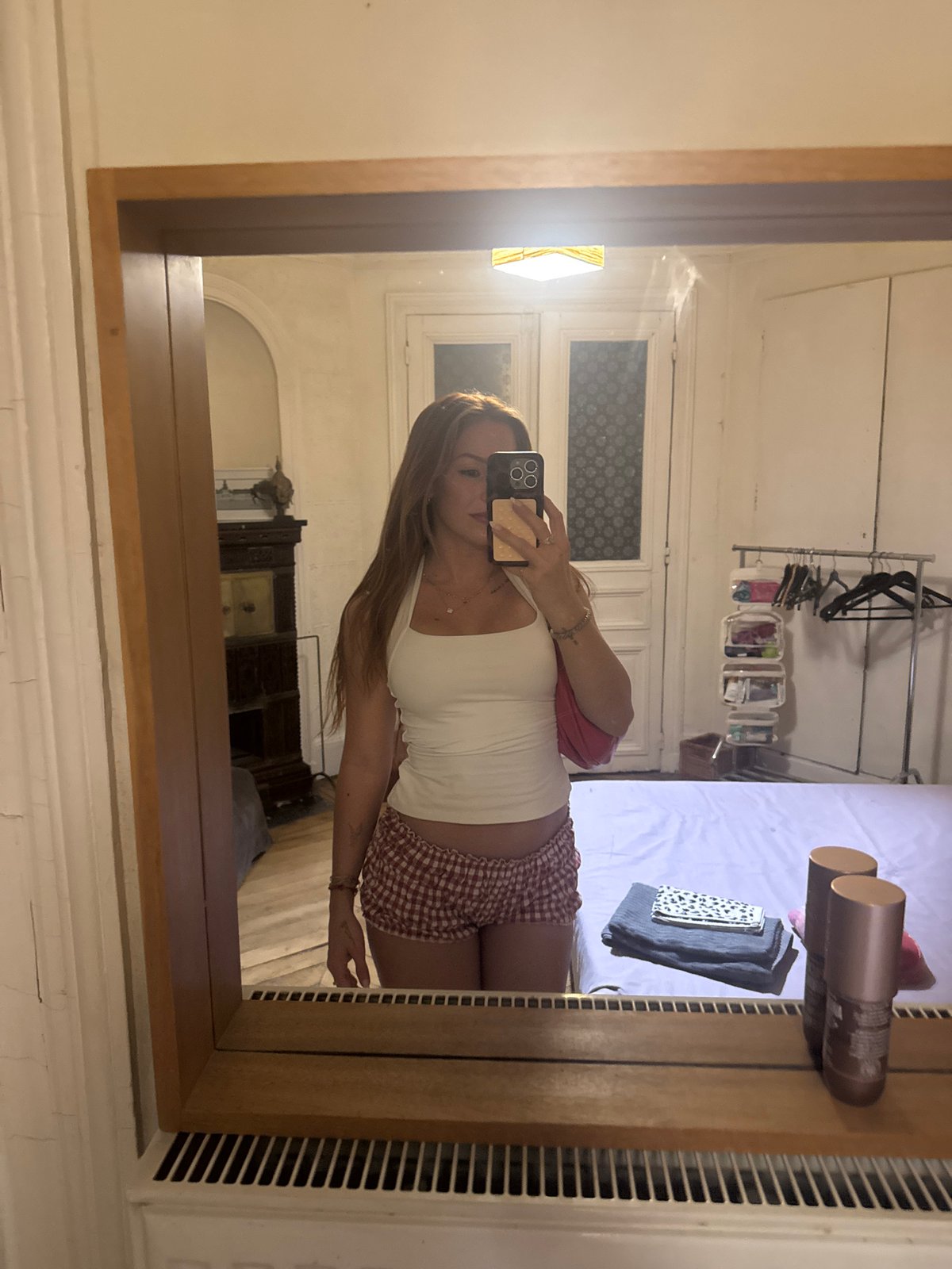 Getting ready and dining out in Paris on a summer evening