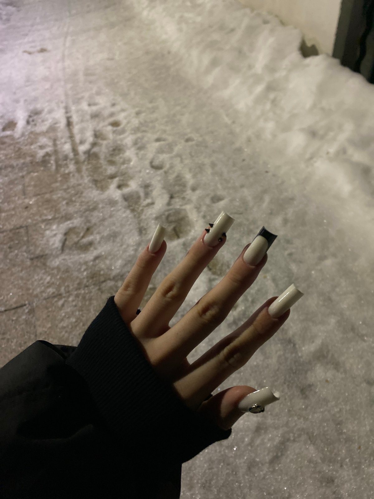 Daily life moments captured across Chaikovsky, Russia evening hours
