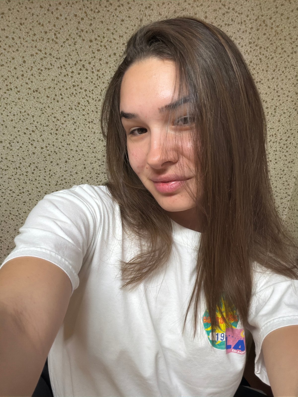Person documents meal and selfies in Sofia apartment