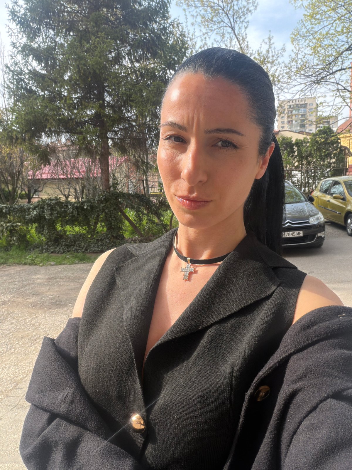 Woman spotted standing outdoors in Pleven, Bulgaria